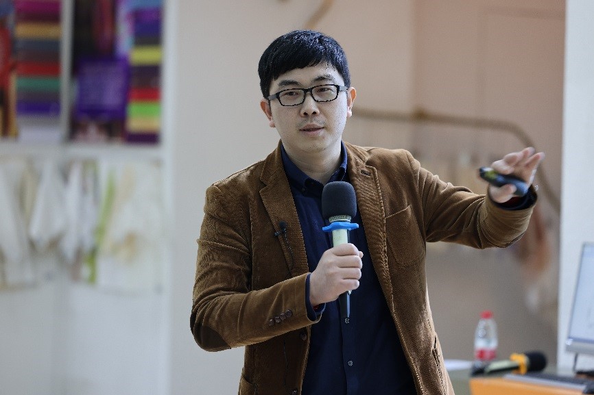 2023第八屆十佳紡織面料設(shè)計(jì)師評(píng)選啟動(dòng)