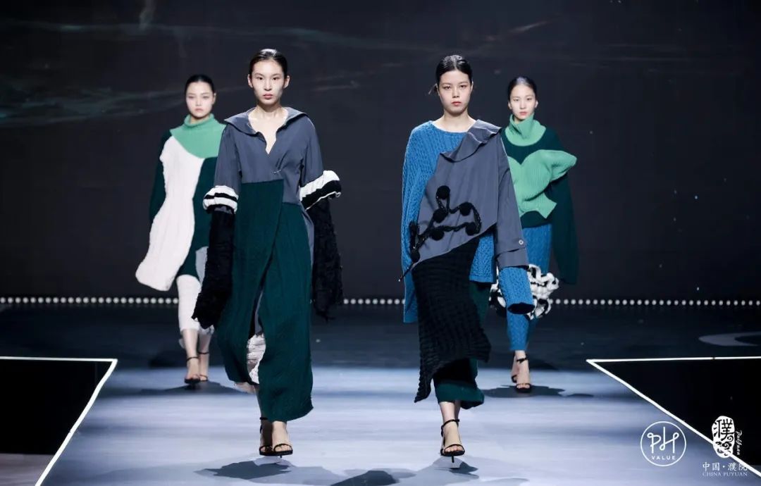 古鎮(zhèn)新時(shí)尚！第八屆&ldquo;濮院杯&rdquo;PH Value中國(guó)針織設(shè)計(jì)師大賽決賽暨頒獎(jiǎng)典禮今天舉行