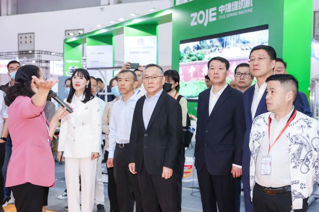 潮起江城，面向未來 | 2023武漢國際紡織面料及輔料博覽會啟幕