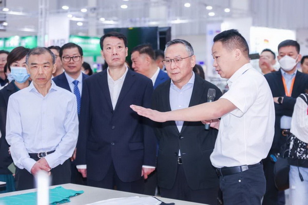 潮起江城，面向未來 | 2023武漢國際紡織面料及輔料博覽會啟幕