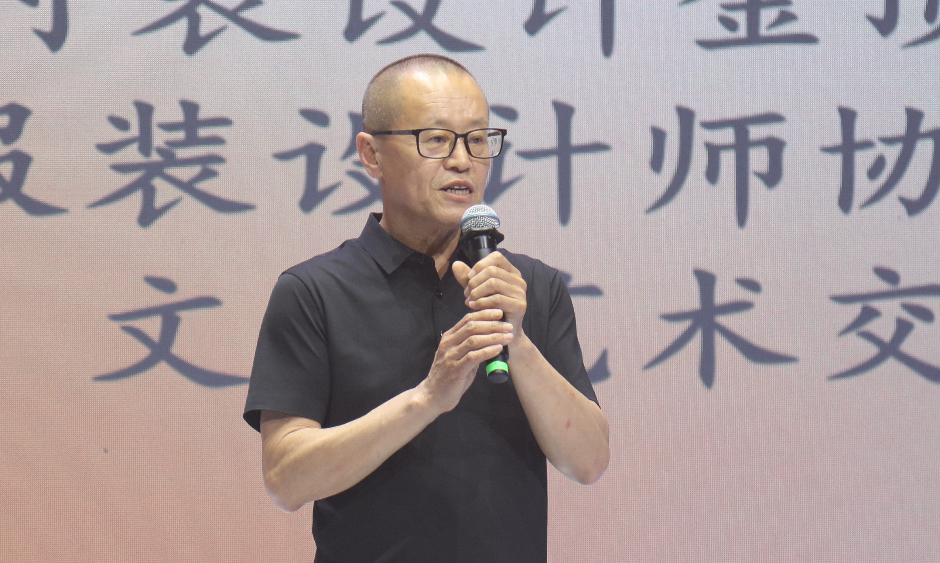 青&ldquo;設(shè)&rdquo;飛揚(yáng) | 2023&ldquo;青田&middot;蘇工美杯&rdquo;江蘇省校服職業(yè)技能定制賽暨江蘇省服裝院校學(xué)生設(shè)計(jì)大賽決賽圓滿落幕！