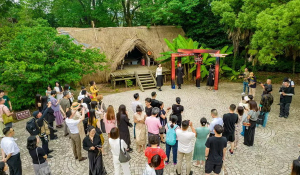 &ldquo;CHOICE YIN&rdquo;驚艷河姆渡，演繹遠(yuǎn)古文明與現(xiàn)代時尚與的對話