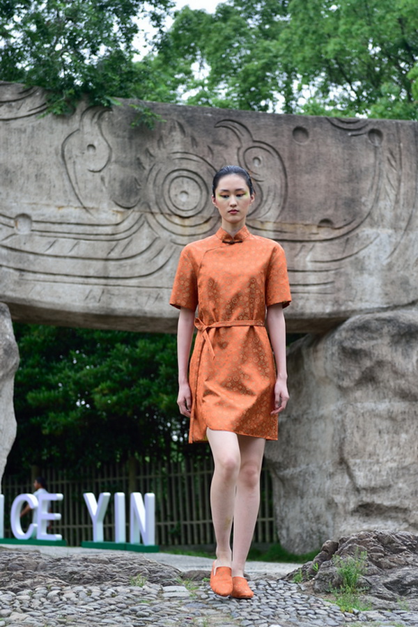 &ldquo;CHOICE YIN&rdquo;驚艷河姆渡，演繹遠(yuǎn)古文明與現(xiàn)代時尚與的對話