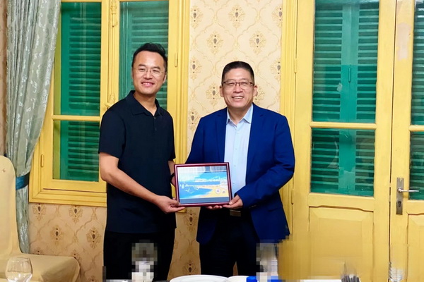 青島紡織服裝協(xié)會(huì)組團(tuán)赴柬埔寨越南考察工業(yè)園區(qū)并走訪企業(yè)