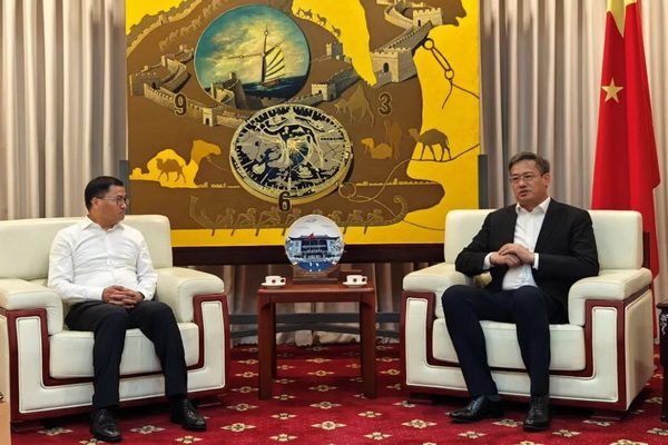  中國紡織進(jìn)出口商會會長曹甲昌率會員企業(yè)赴越南訪問