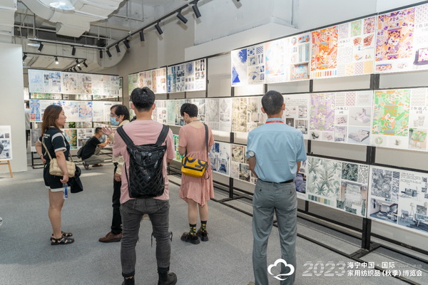 &ldquo;智造讓家更美好&rdquo;--2023海寧中國(guó)&middot;國(guó)際家用紡織品（秋季）博覽會(huì)在浙江海寧許村鎮(zhèn)&middot;海寧中國(guó)家紡城盛大開(kāi)幕。