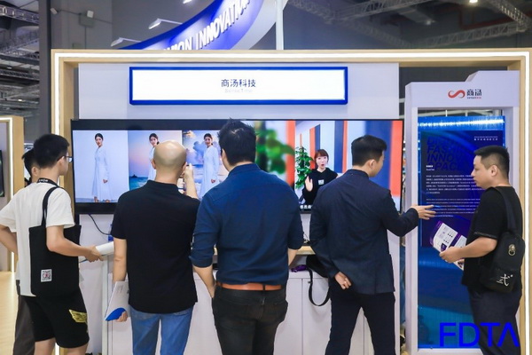 聚焦五大應(yīng)用場景，Digital Fashion推動(dòng)數(shù)字技術(shù)與時(shí)尚產(chǎn)業(yè)有機(jī)融合