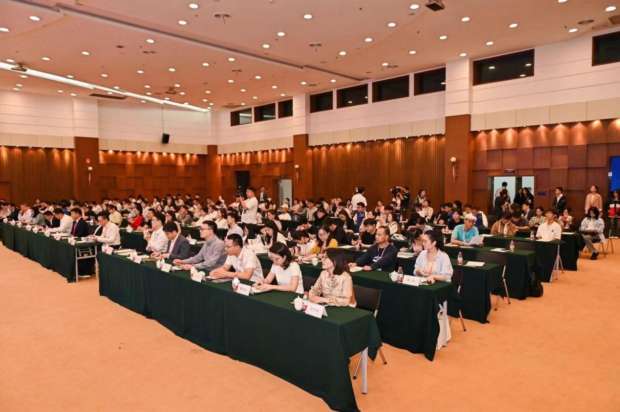 2023紡織服裝產(chǎn)業(yè)可持續(xù)發(fā)展論壇在甬召開
