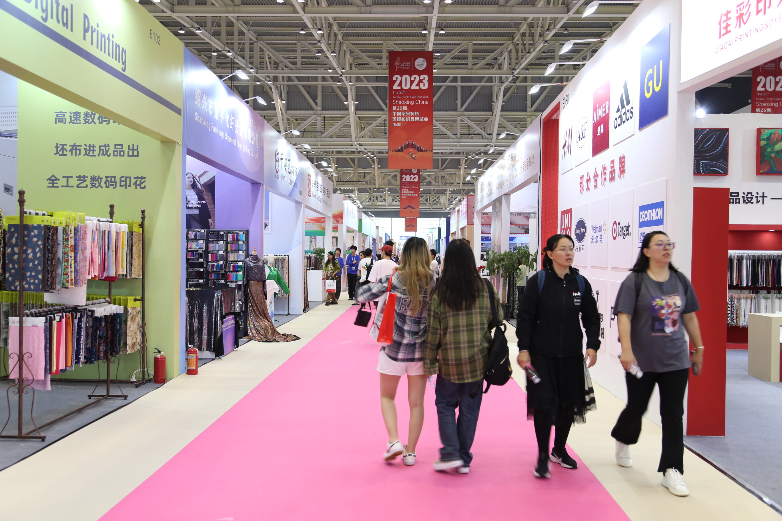 立足全球，筑牢世界紡織產(chǎn)業(yè)節(jié)點(diǎn)--2023第25屆中國(guó)紹興柯橋國(guó)際紡織品博覽會(huì)（秋季）盛大開(kāi)幕 