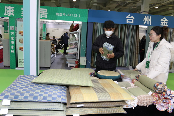 傳承與創(chuàng)新，&ldquo;瑤草&rdquo;家居首次參加夏博會(huì)，倍受追捧