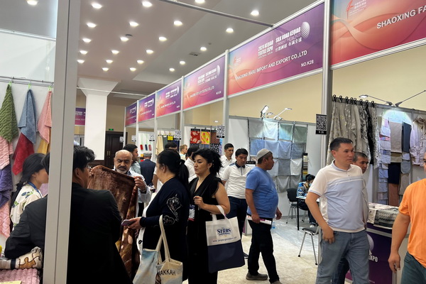 46家企業(yè)組團(tuán)參展！柯橋首個(gè)中亞紡織展在烏茲別克斯坦舉行