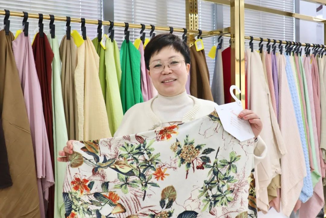 越努力，越幸運(yùn)&mdash;&mdash;訪紹興市易燦紡織品有限公司董事長(zhǎng)羅麗琴