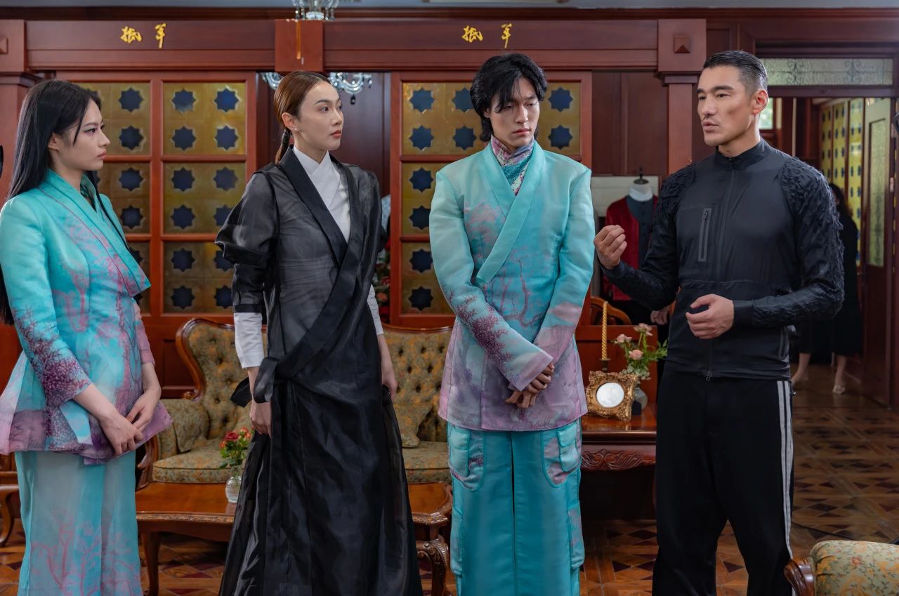 兵哥對(duì)話天津時(shí)裝周 | 中國首席超模胡兵親臨著名愛國實(shí)業(yè)家宋棐卿先生辦公樓共話東方時(shí)尚新生力