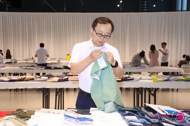 中國流行面料如何煥新當代設(shè)計？聯(lián)動雅瑩集團，這場評審會為好創(chuàng)意持續(xù)加碼