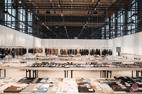 中國流行面料如何煥新當代設(shè)計？聯(lián)動雅瑩集團，這場評審會為好創(chuàng)意持續(xù)加碼