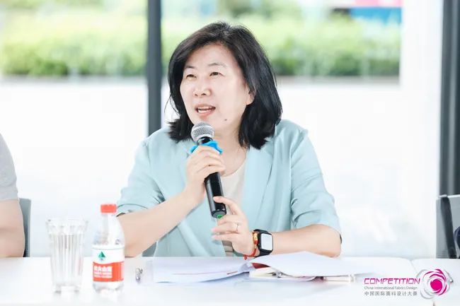 中國流行面料如何煥新當代設(shè)計？聯(lián)動雅瑩集團，這場評審會為好創(chuàng)意持續(xù)加碼