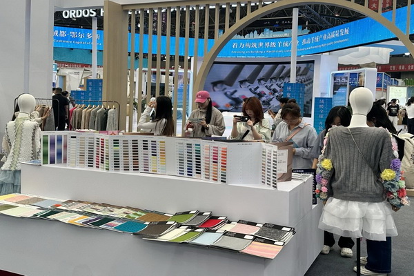 36家毛織企業(yè)抱團(tuán)參展中國(guó)（鄂爾多斯）國(guó)際羊絨羊毛展覽會(huì)，提升大朗品牌知名度 