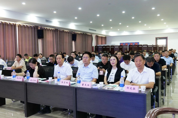 勞模、低碳、AI、新材料&hellip;&hellip;紡織行業(yè)專精特新中小企業(yè)走進(jìn)石家莊