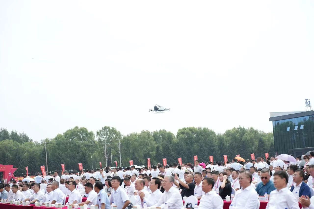 薪火相傳一甲子，砥礪奮進(jìn)六十年  吉林化纖隆重舉辦建成投產(chǎn)60周年發(fā)展經(jīng)驗交流大會！