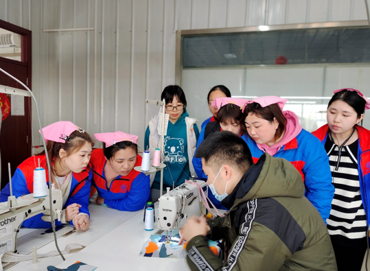 《鴻天集團：積極實踐以人為本的家庭友好政策》