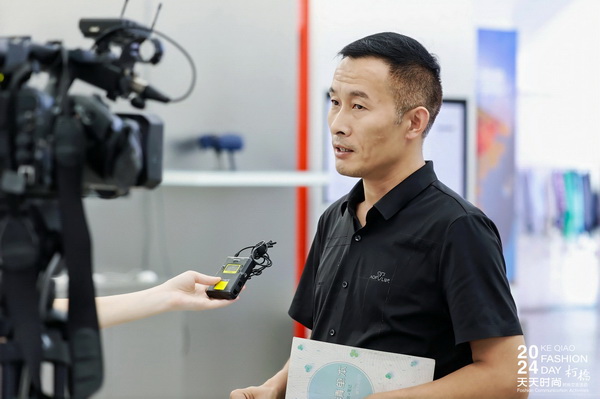 紡織服裝電商如何做？行業(yè)專家為企業(yè)帶來直播銷售的秘訣！