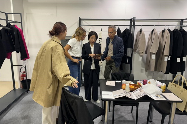 昭奈華裕閃耀米蘭，共繪中意時尚融合新篇章