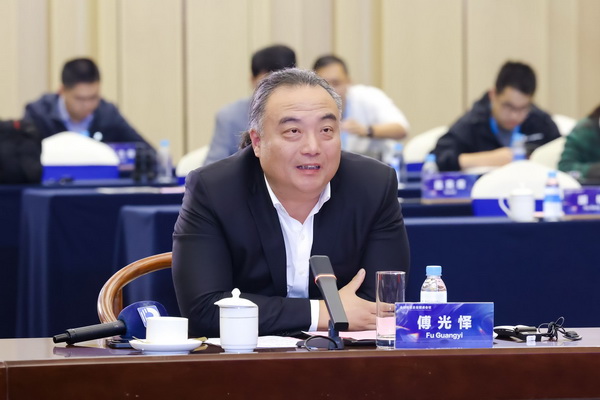 2024全球知名企業(yè)圓桌會(huì)議共商培育新質(zhì)生產(chǎn)力