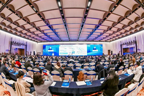 乘改革之勢(shì) 開錦繡新篇，2024中國(guó)紡織大會(huì)在柯橋召開！