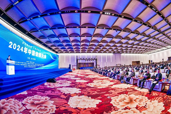 乘改革之勢(shì) 開錦繡新篇，2024中國(guó)紡織大會(huì)在柯橋召開！