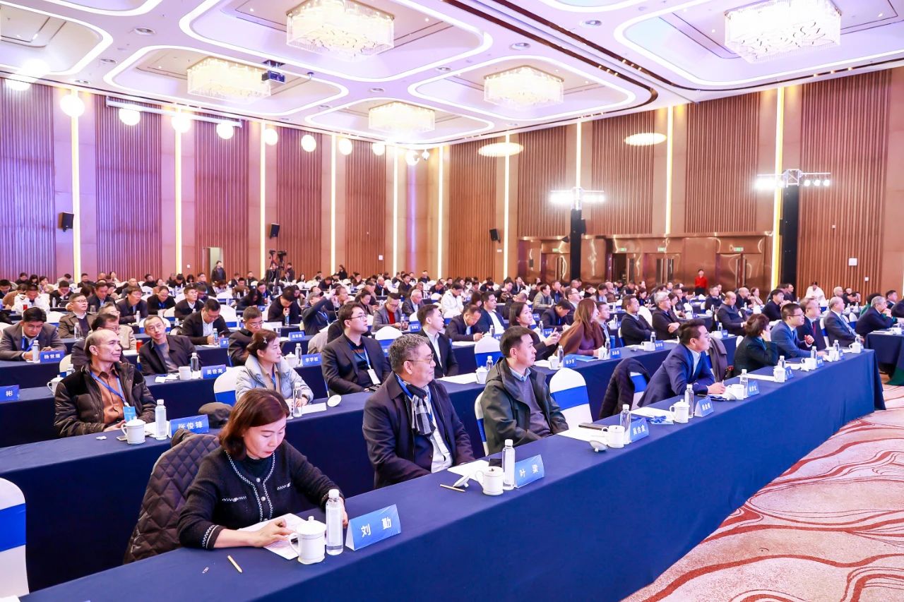 協(xié)同&創(chuàng)新 全面推進(jìn)集群治理現(xiàn)代化！2024中國(guó)紡織產(chǎn)業(yè)集群發(fā)展大會(huì)在柯橋召開