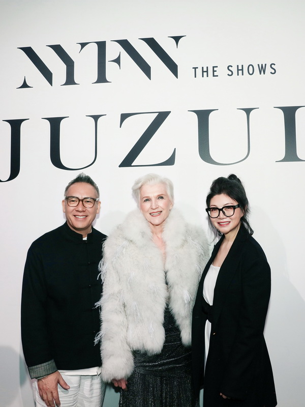 &ldquo;Tao式東方美&rdquo;--玖姿JUZUI創(chuàng)意總監(jiān)王陶Taoray Wang25秋冬絢爛創(chuàng)意掀起紐約時(shí)裝周&ldquo;新中式浪潮&rdquo;