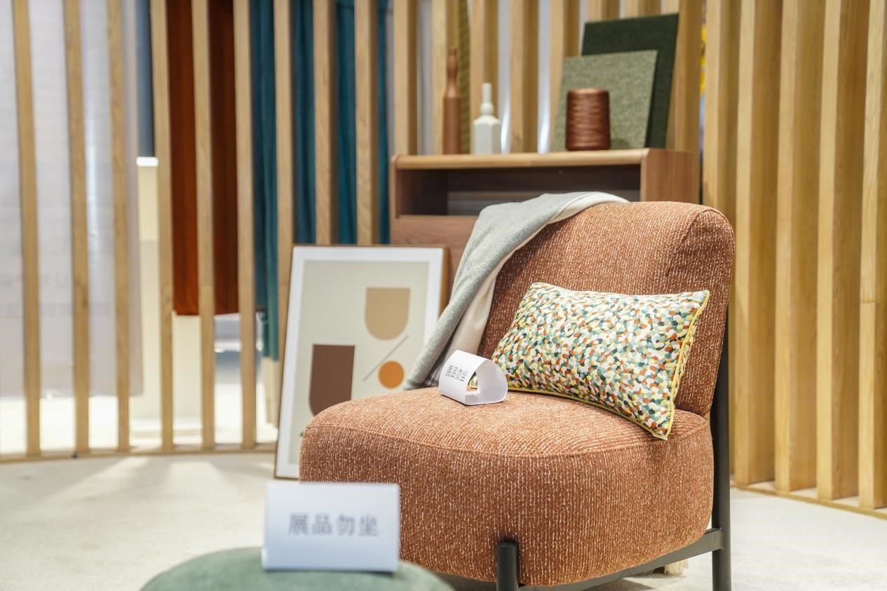 智造織就未來，錦韻潮動全球！2025海寧春季家博會今日啟幕