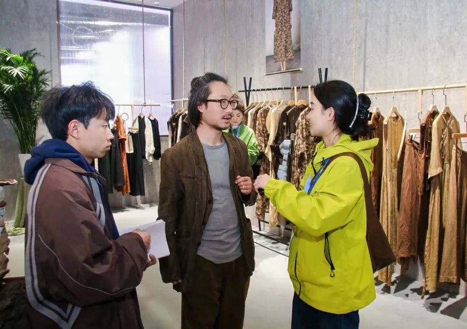 銀基廣場攜六大原創(chuàng)品牌亮相CHIC2025（春季），展現(xiàn)中部地區(qū)時尚力量