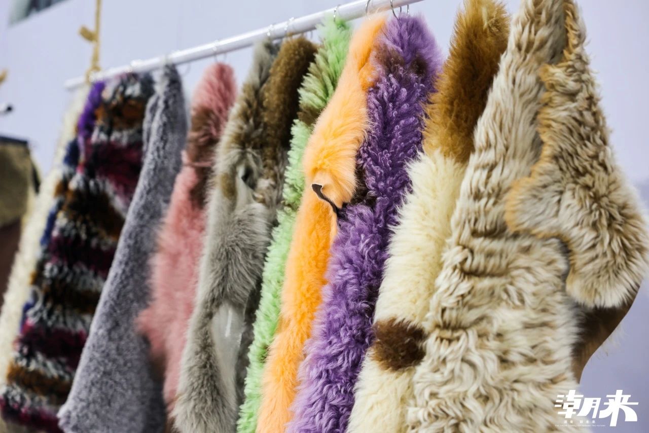 向&ldquo;心&rdquo;而生 逐&ldquo;質(zhì)&rdquo;而行 2025海寧中國(guó)國(guó)際皮革毛皮時(shí)裝面輔料展盛大開(kāi)幕