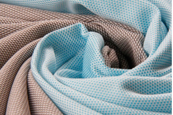 極致創(chuàng)新，讓迭代&reg;滌綸&ldquo;生態(tài)圈&rdquo;再次火爆2025yarnexpo春夏展