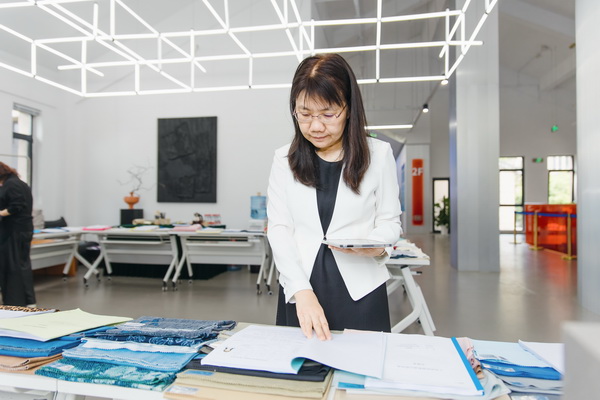 挖掘創(chuàng)新人才，激發(fā)產(chǎn)業(yè)活力！&ldquo;第十屆（2025年）十佳紡織面料設(shè)計師及培養(yǎng)先進單位評選&rdquo;評審會于柯橋舉行