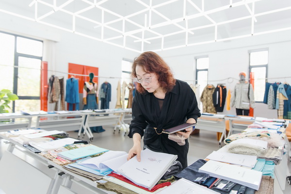 挖掘創(chuàng)新人才，激發(fā)產(chǎn)業(yè)活力！&ldquo;第十屆（2025年）十佳紡織面料設(shè)計師及培養(yǎng)先進單位評選&rdquo;評審會于柯橋舉行