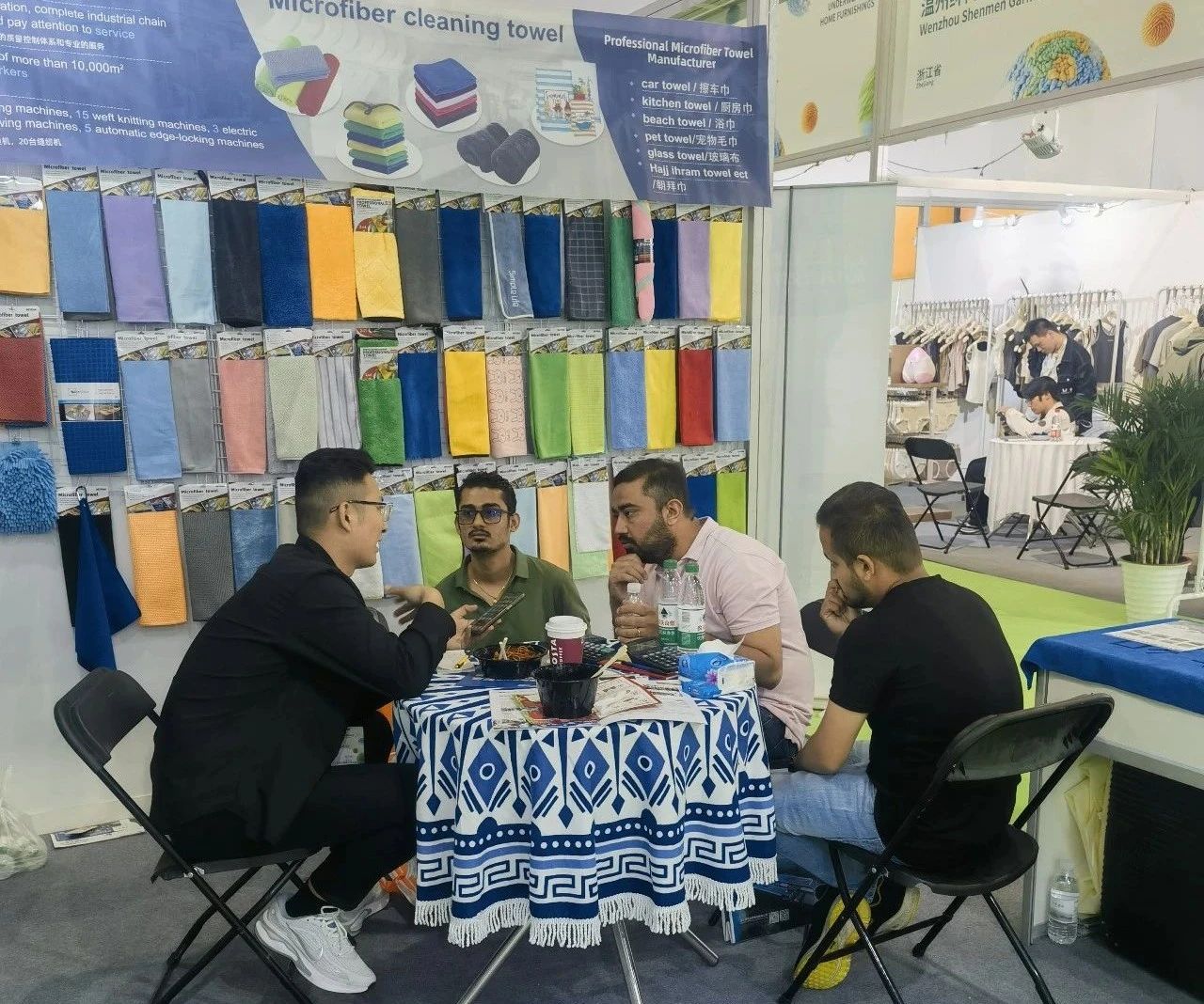 7家石家莊紡企組團(tuán)參加2025中國（義烏）國際針織供應(yīng)鏈博覽會(huì)