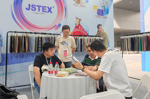  智能印染，解鎖"綠色密碼"！首屆中國浙江紡織印染產(chǎn)業(yè)技術(shù)與設(shè)備展在紹興開幕