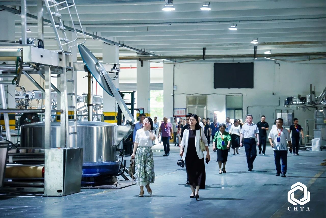  2025中國家紡協(xié)會(huì)床品年會(huì)在沭陽召開，揭開健康家紡消費(fèi)密碼