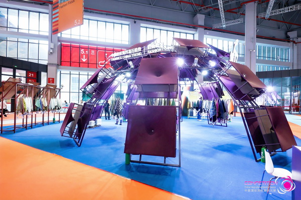 8700余款面料創(chuàng)新面料角逐46項大獎！2025中國國際面料設(shè)計大賽頒獎典禮在滬舉辦