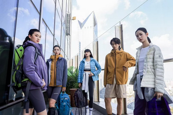 亞洲風(fēng)尚先行者 共繪"INSPO"新篇章--第24屆中國（青島）時裝周&middot;時尚亞洲潮流藝術(shù)節(jié)開幕