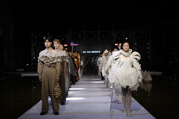 &ldquo;華秀&rdquo;璀璨，紡織谷變身老城區(qū)時尚秀場