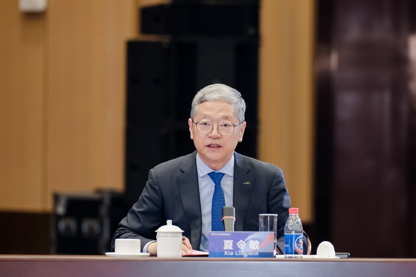 開放競合 共鏈未來--2025知名企業(yè)家圓桌會議擘畫紡織產(chǎn)業(yè)新格局