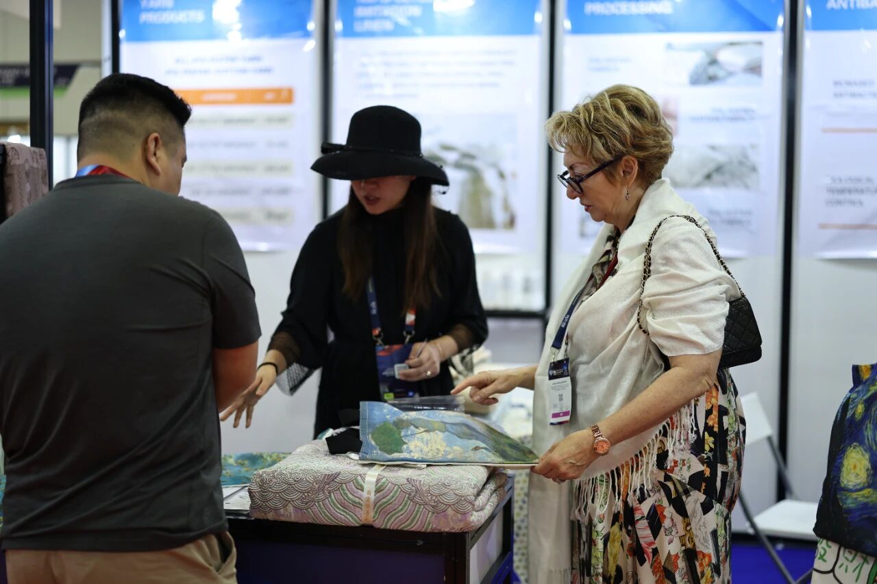 繪就產(chǎn)業(yè)發(fā)展新藍(lán)圖 邁向&ldquo;韌性協(xié)同&rdquo;新紀(jì)元 APTEXPO 2025新加坡啟幕！