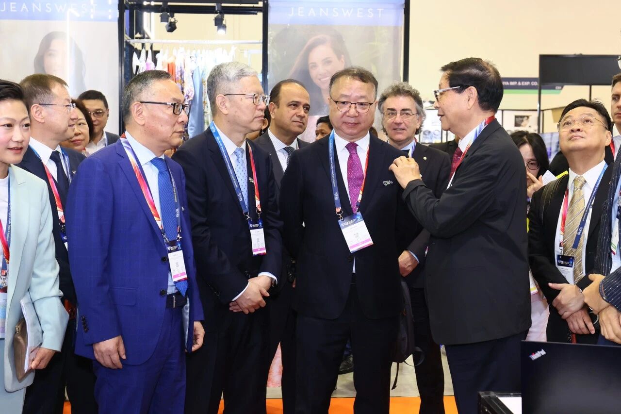 繪就產(chǎn)業(yè)發(fā)展新藍(lán)圖 邁向&ldquo;韌性協(xié)同&rdquo;新紀(jì)元 APTEXPO 2025新加坡啟幕！