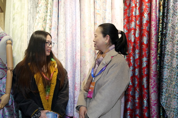  教授老總與金獎設(shè)計師老總的美麗邂逅，將會為時尚界帶來怎樣的驚喜？