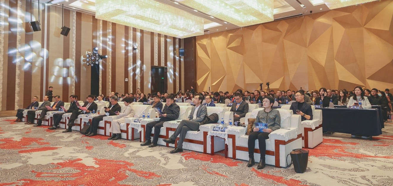 品質(zhì)立根 品牌揚帆！2025 紡織服裝創(chuàng)新年會解鎖 &ldquo;以質(zhì)取勝、以牌興業(yè)&rdquo; 密碼