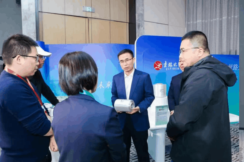 創(chuàng)新驅(qū)動，價值躍升！人造絲產(chǎn)業(yè)高質(zhì)量發(fā)展研討會共探行業(yè)新生態(tài)