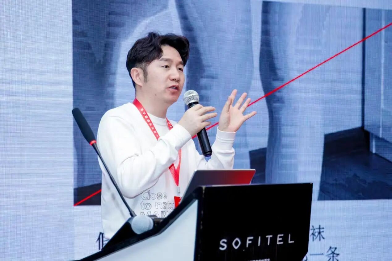 &ldquo;華章新彩 絨創(chuàng)未來&rdquo;--華絨之鏈高質(zhì)量協(xié)同創(chuàng)新與價值重構(gòu)研討會在杭州舉行